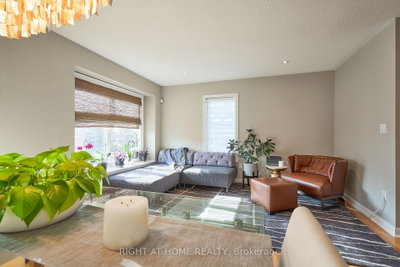 271 RICHVALE Drive S • #24 • Brampton, ON photo 7