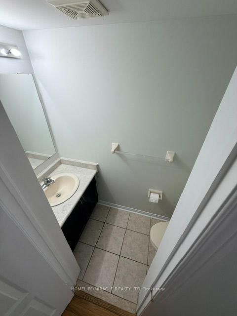 7-6391 Spinnaker Circ, Mississauga, view 10