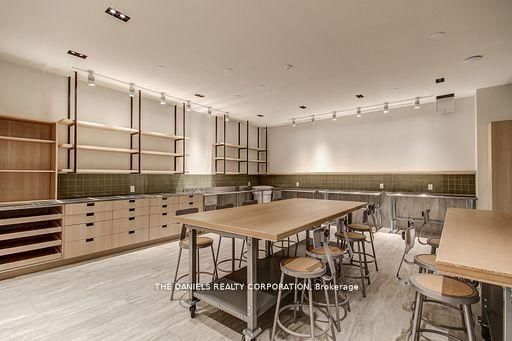 1008-2485 Eglinton Ave, Mississauga, view 17