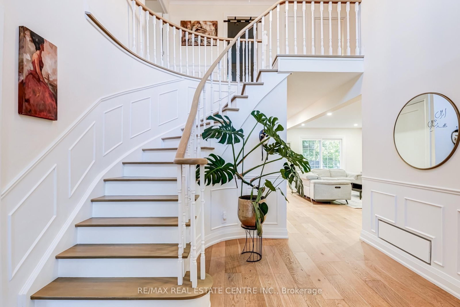 Upper Level - 167 Whitchurch Mews, Mississauga 3