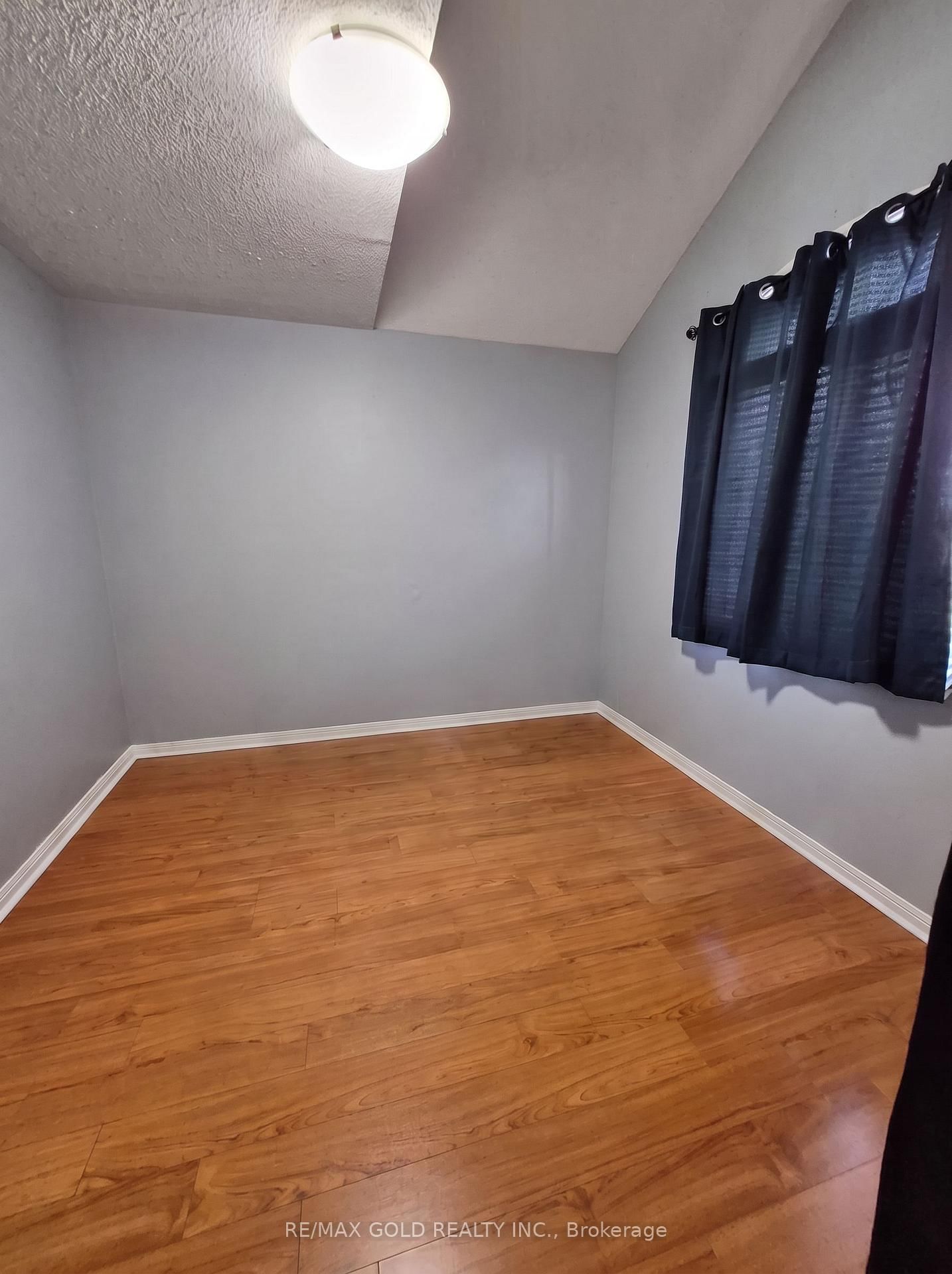 22 Blue Whale Boulevard • Brampton, ON photo 19