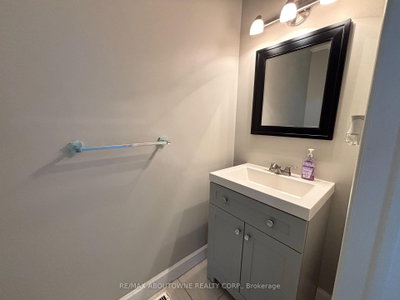 3072 Patrick Mississauga,ON L5N 3G5 — Photo 29