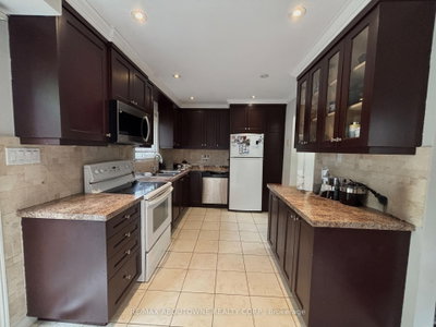 3072 Patrick Crescent • Mississauga, ON photo 9
