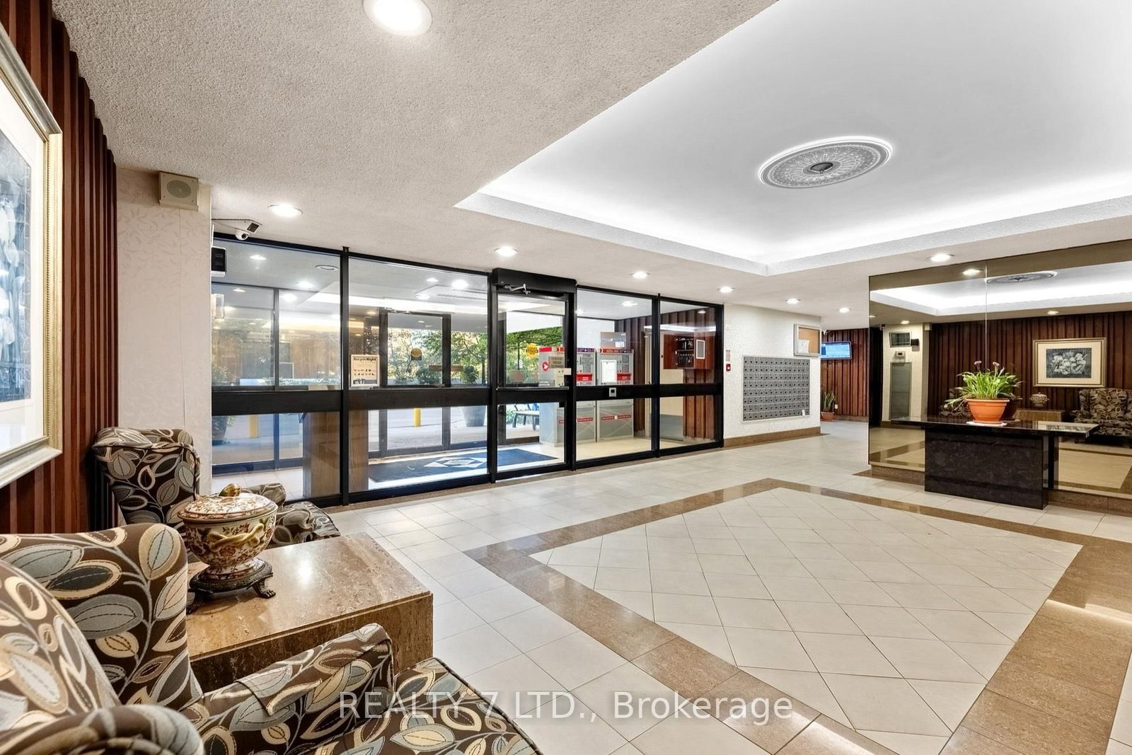 1507-50 ELM Dr, Mississauga, view 5