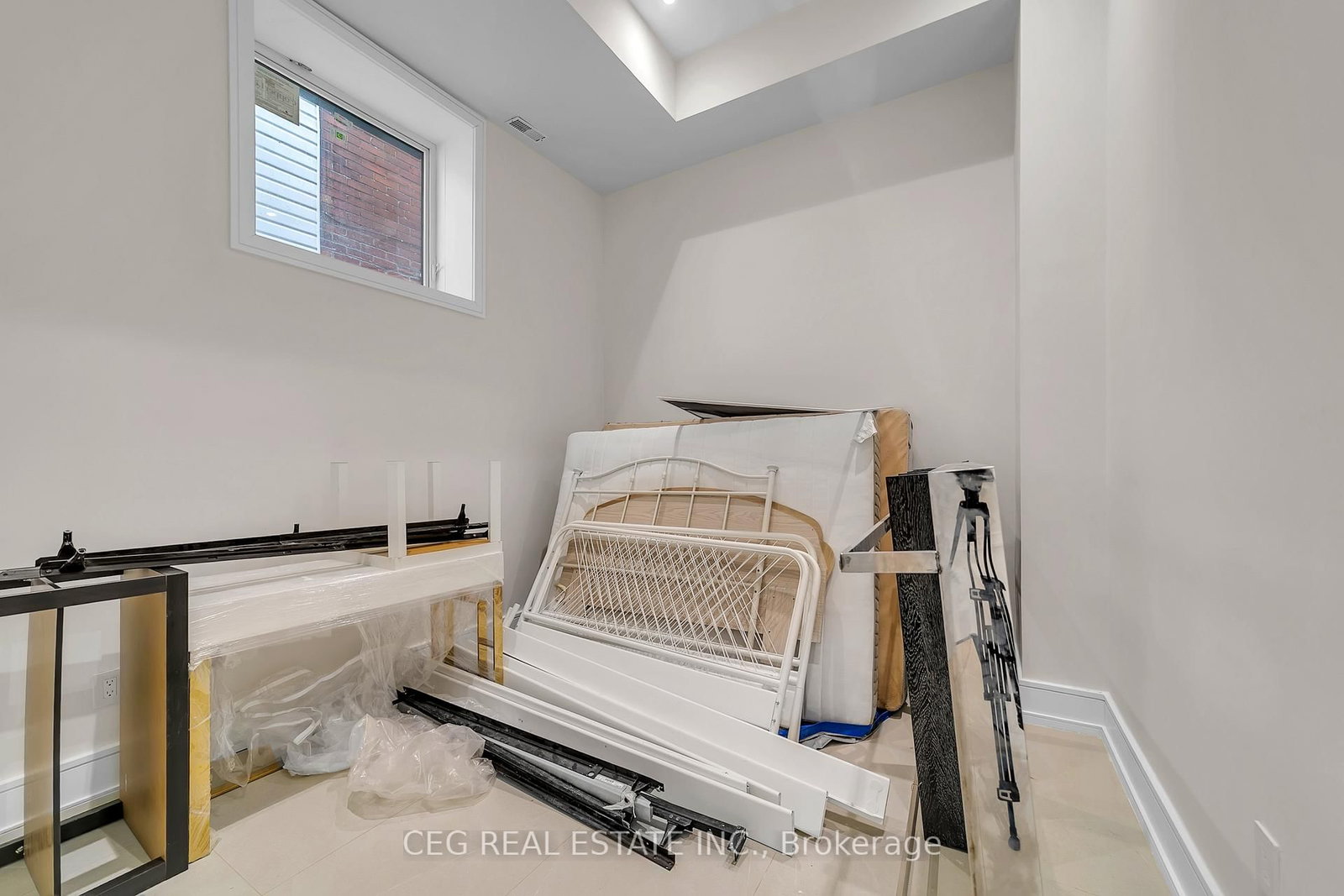 21 Sixteenth Street • Toronto, ON photo 21
