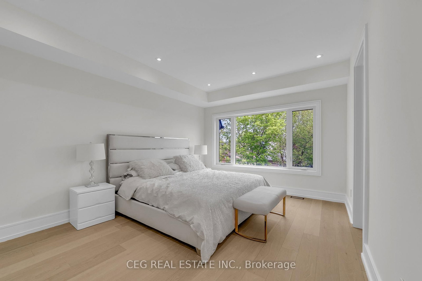 21 Sixteenth Street • Toronto, ON photo 31