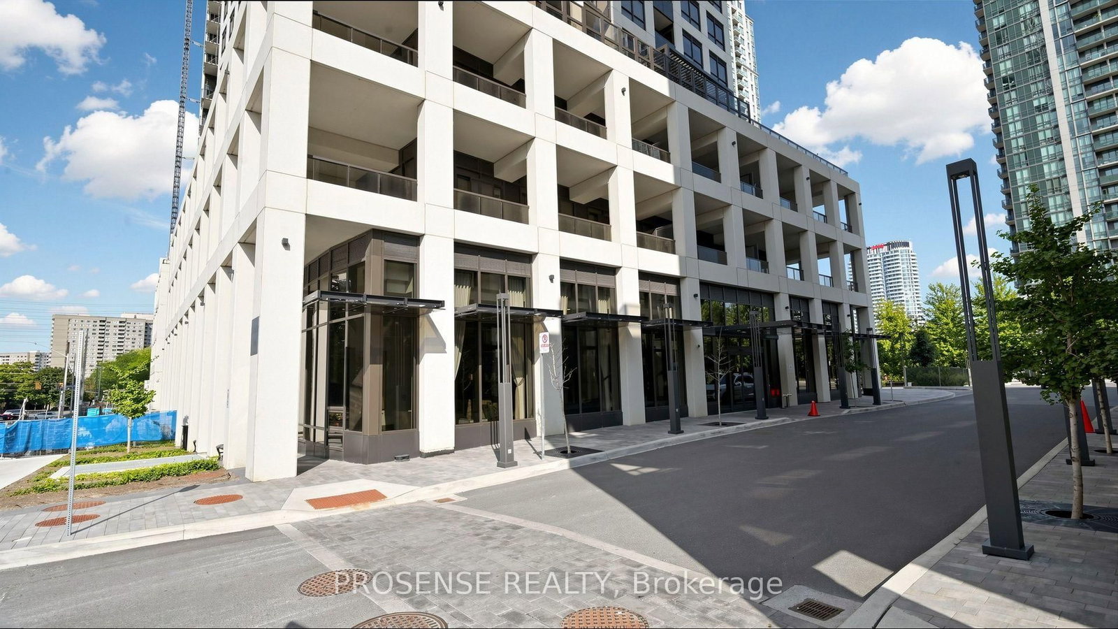 30 Elm Drive W • #3002 • Mississauga, ON photo 3