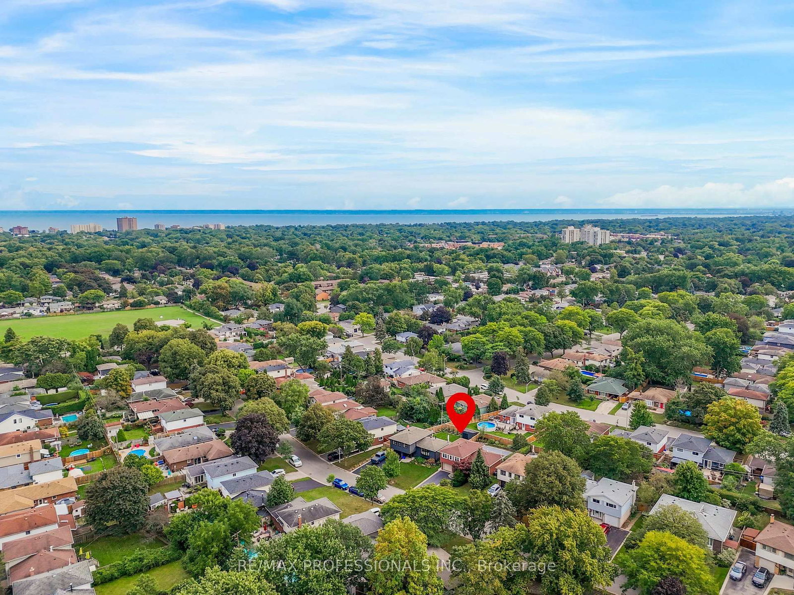 652 Meadow Lane • Burlington, ON photo 42