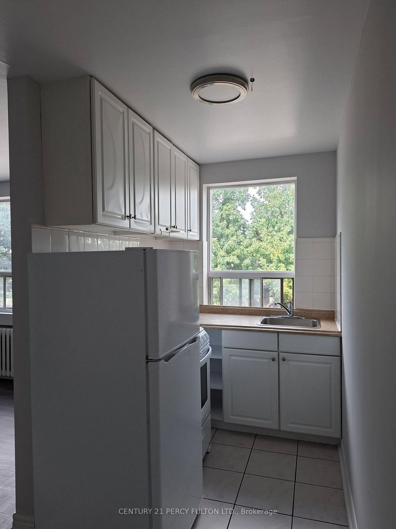 206 - 2275 Weston Road