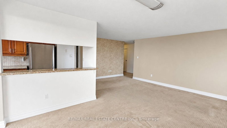 300 Webb Mississauga,ON L5B 3W3 — Photo 10