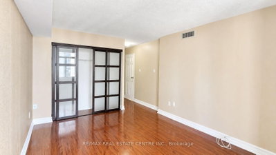300 Webb Mississauga,ON L5B 3W3 — Photo 18