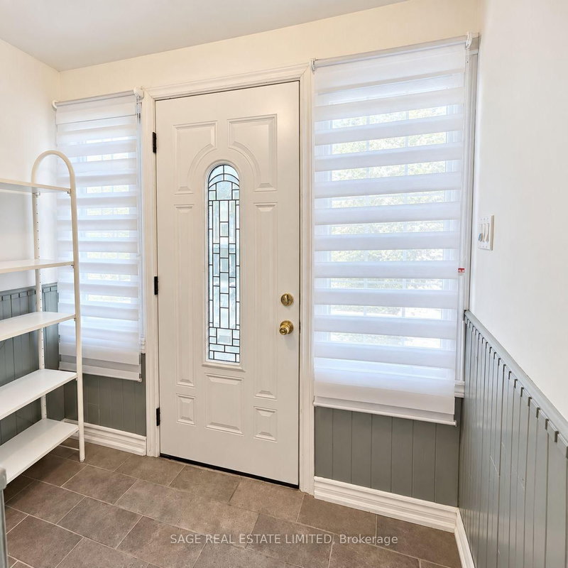 45 Turnberry Avenue