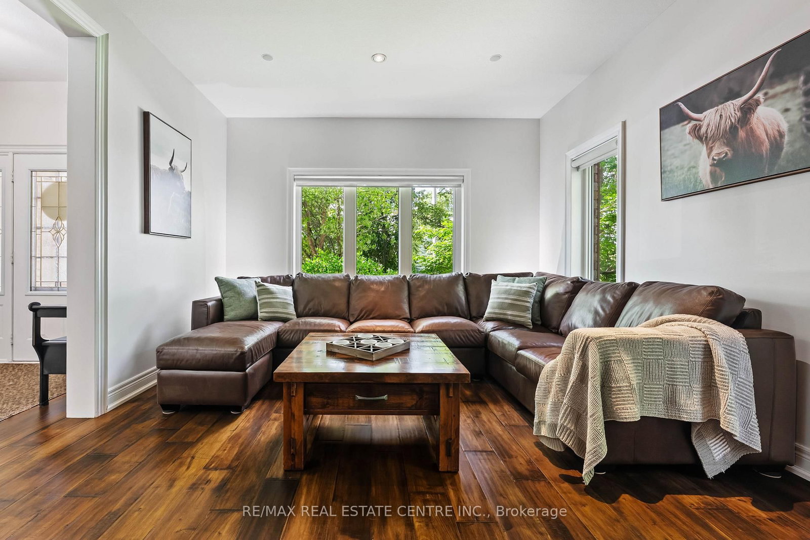 119 Oak Ridge Drive • Orangeville, ON photo 5