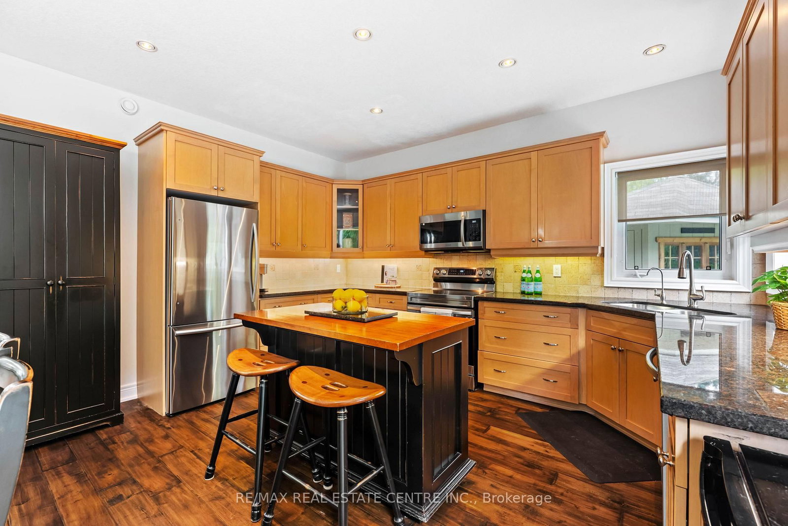 119 Oak Ridge Drive • Orangeville, ON photo 9