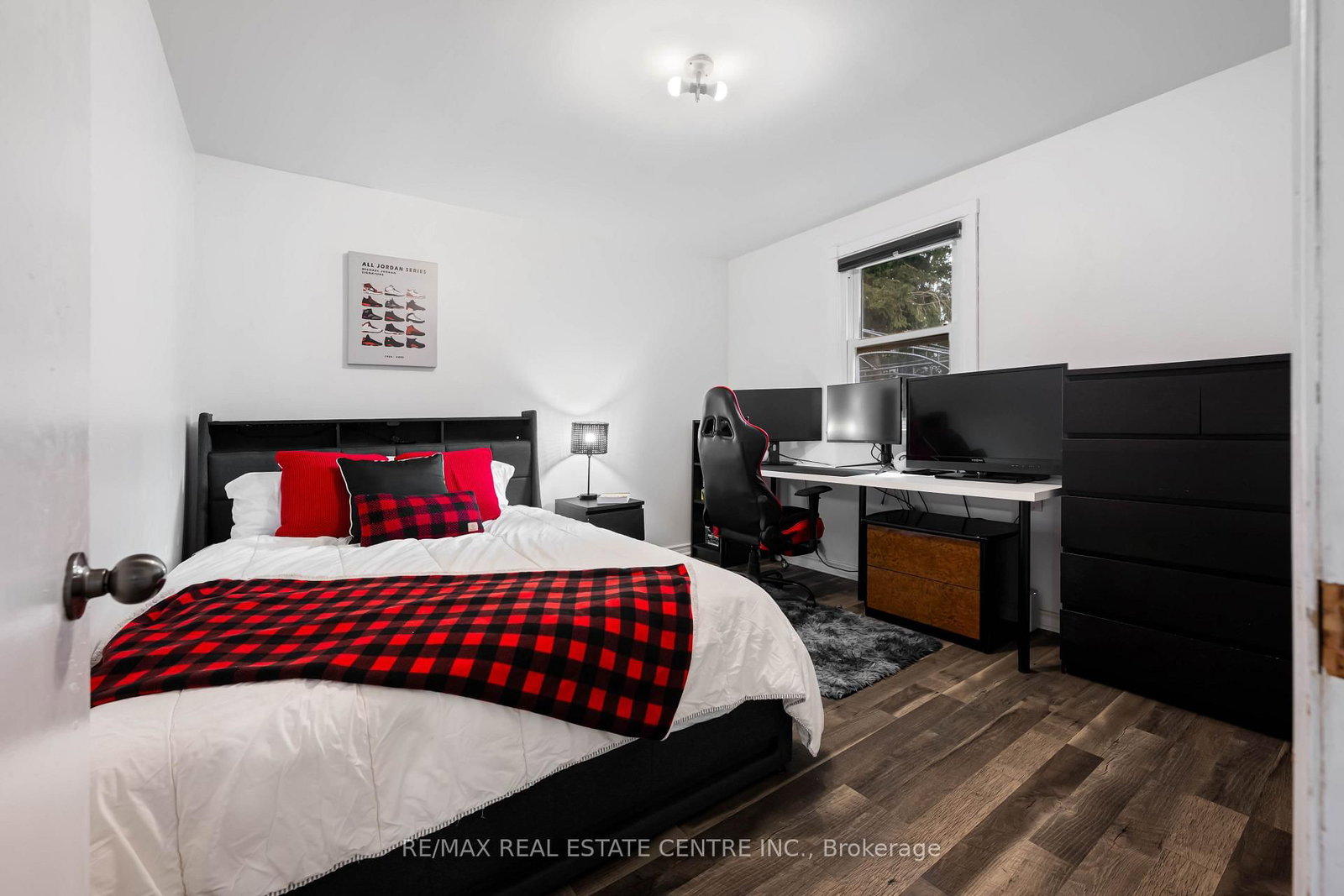 23 Third Street • Orangeville, ON photo 21