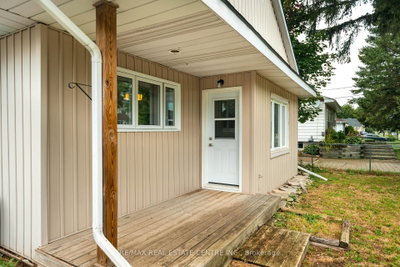 23 Third Street • Orangeville, ON photo 4