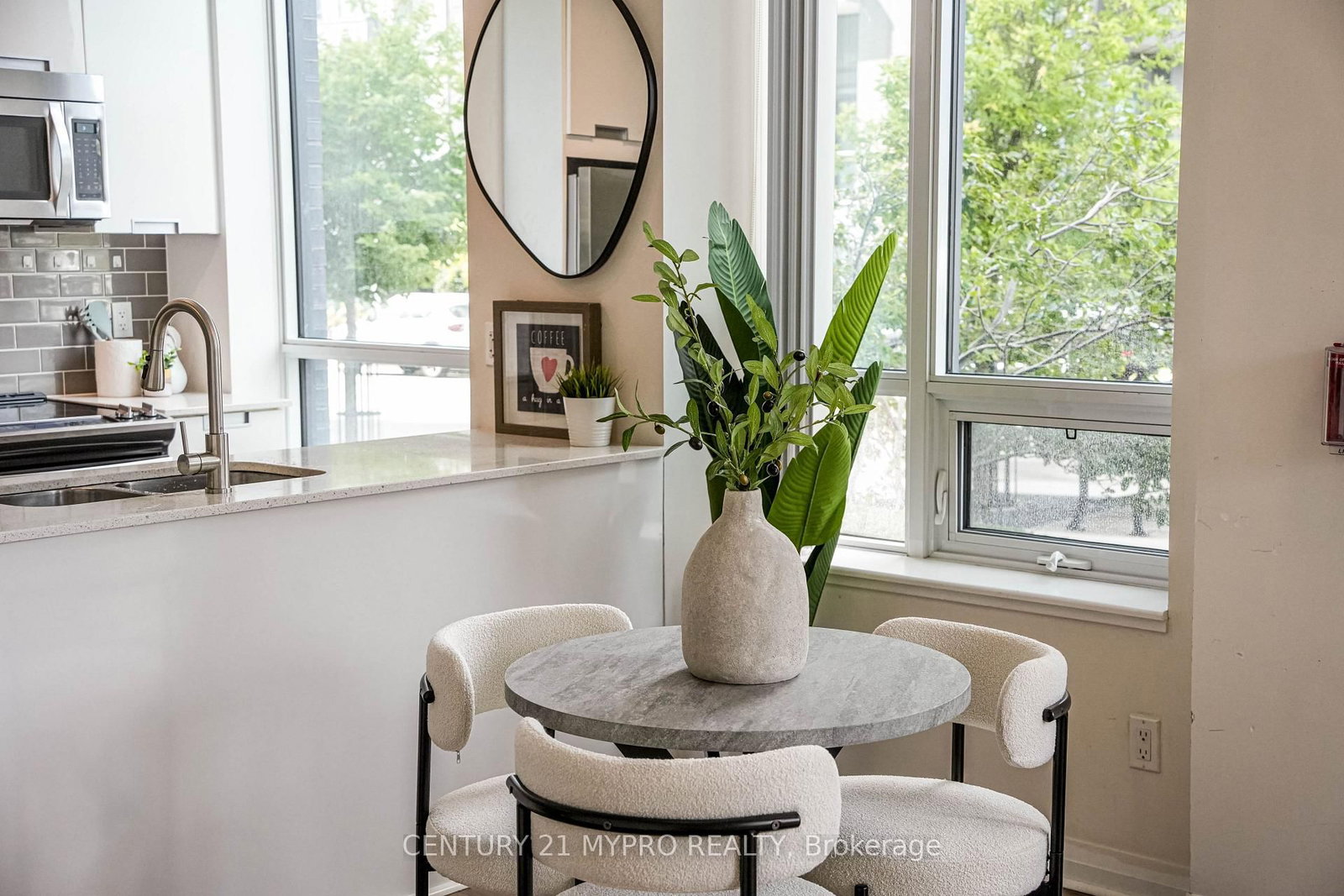 55 Eglinton Avenue W • #103 • Mississauga, ON photo 13