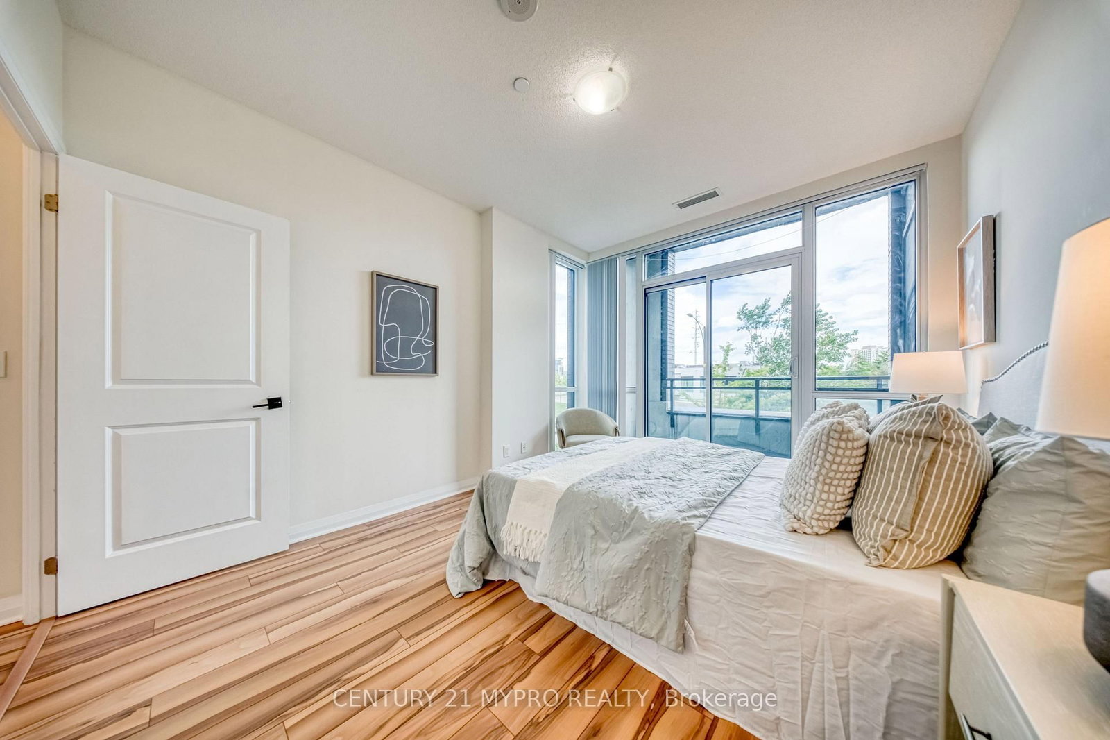 55 Eglinton Avenue W • #103 • Mississauga, ON photo 30
