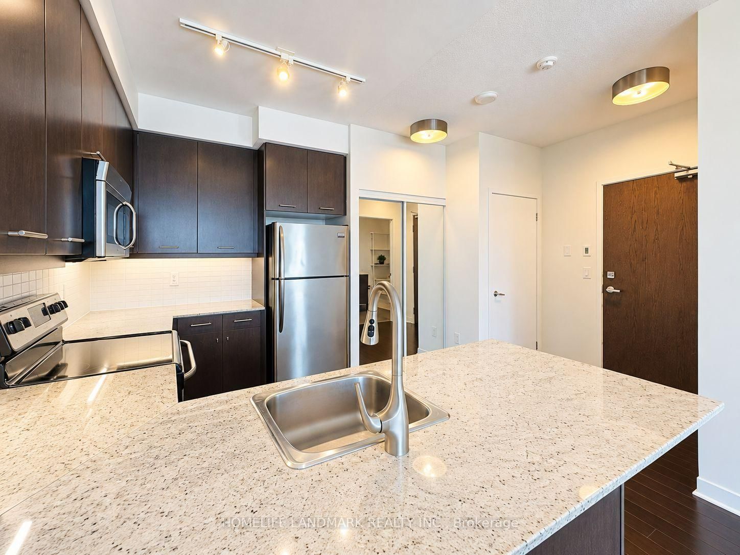 360 Square One Drive • #1306 • Mississauga, ON photo 2