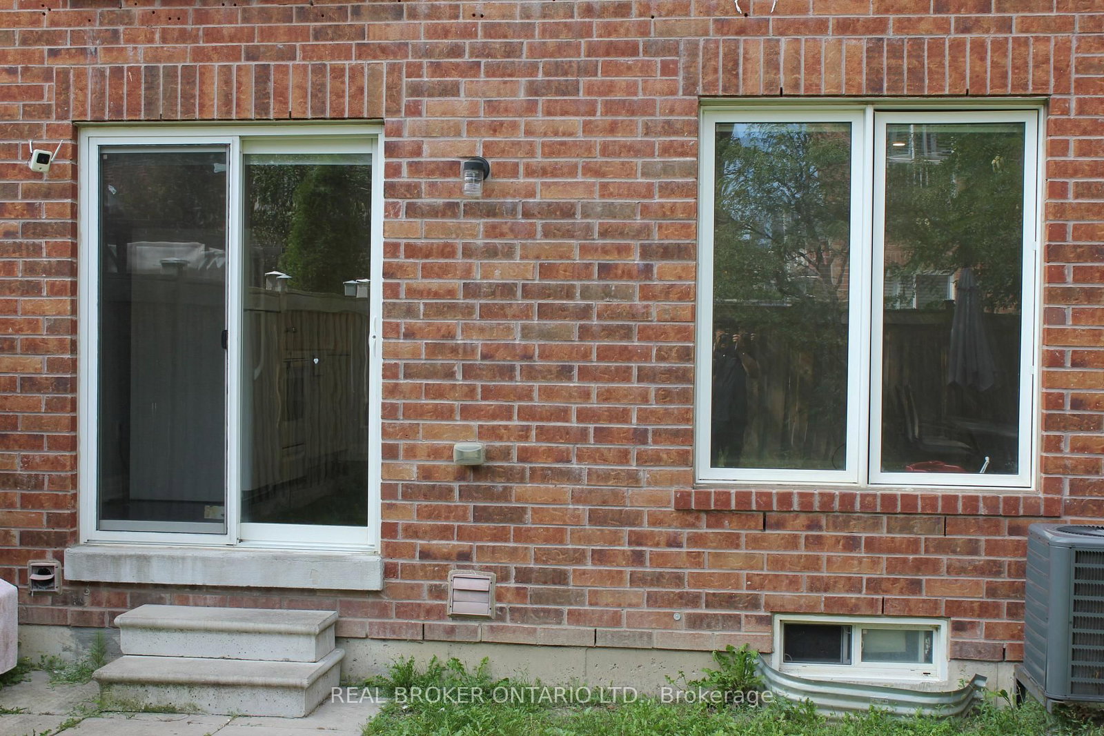 LOWER - 151 Bob Yuill Drive, Toronto 4