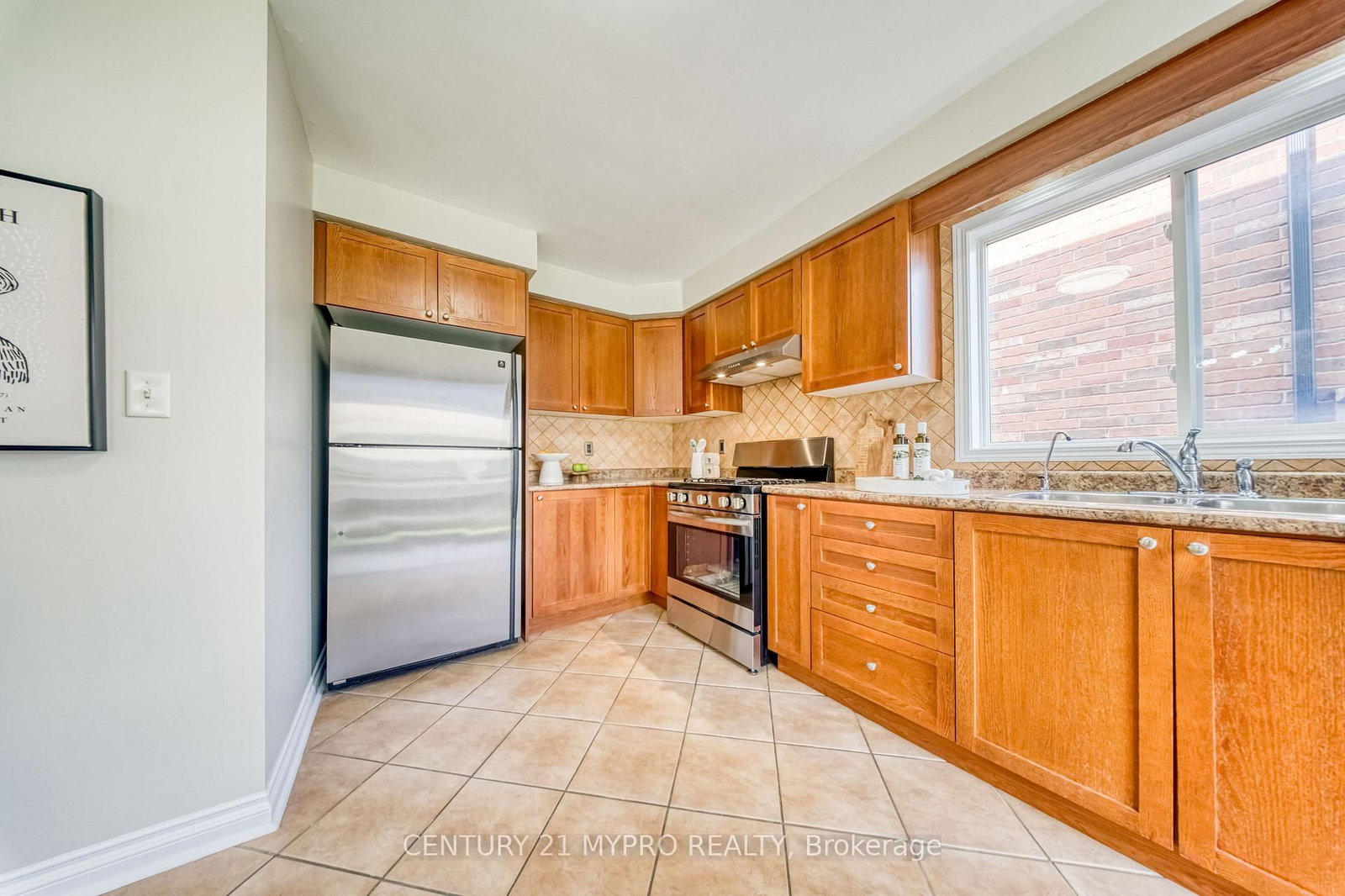 877 Trudeau Drive • Milton, ON photo 14