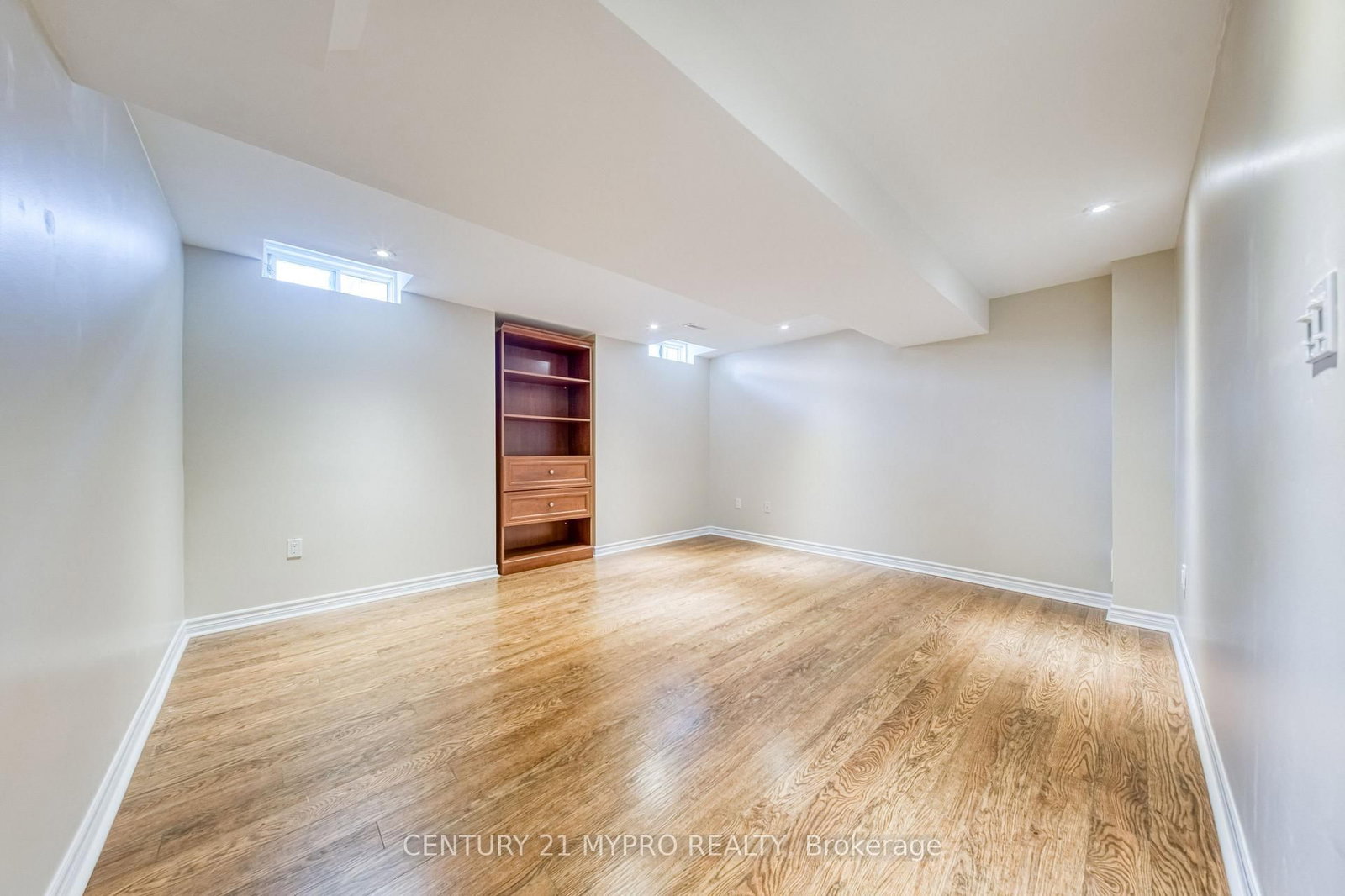 877 Trudeau Drive • Milton, ON photo 28