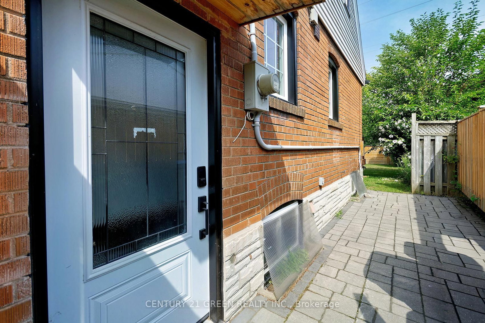 32 Castlebar Road • Toronto, ON photo 39