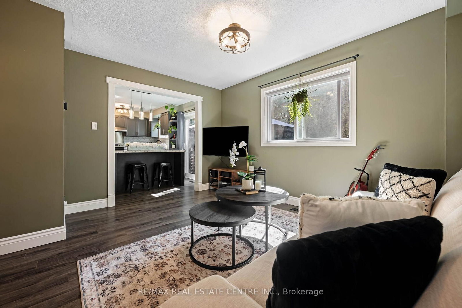 128 Elaine Drive • Orangeville, ON photo 11
