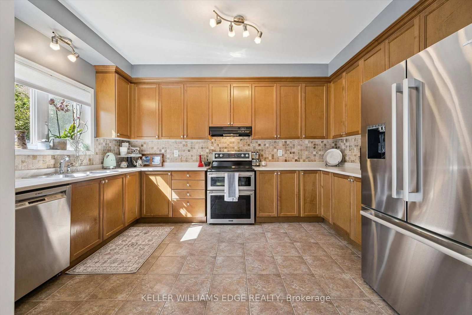 97 Meadowlark Drive N • Halton Hills, ON photo 11