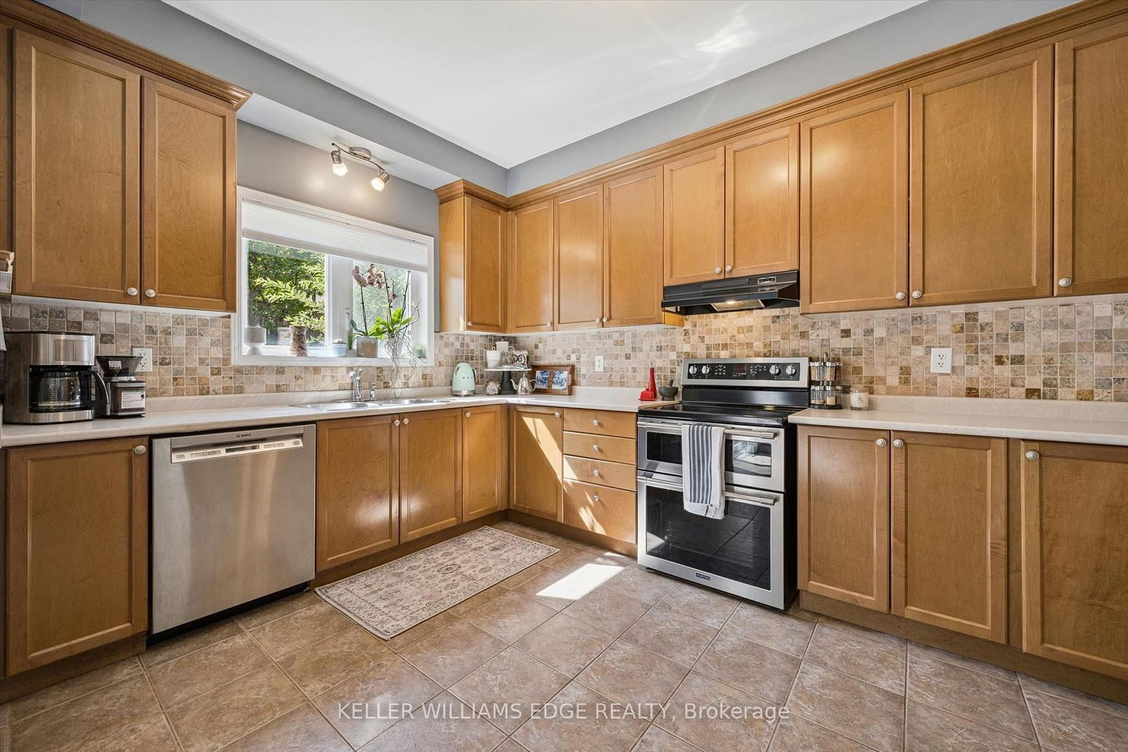 97 Meadowlark Drive N • Halton Hills, ON photo 12