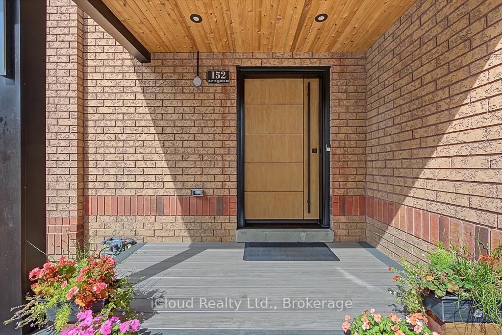 152 Clover Bloom Road • Brampton, ON photo 4