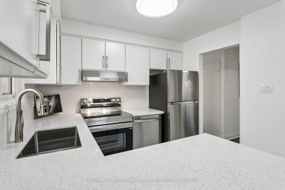 1287 Willowbank Trail • Mississauga, ON photo 8