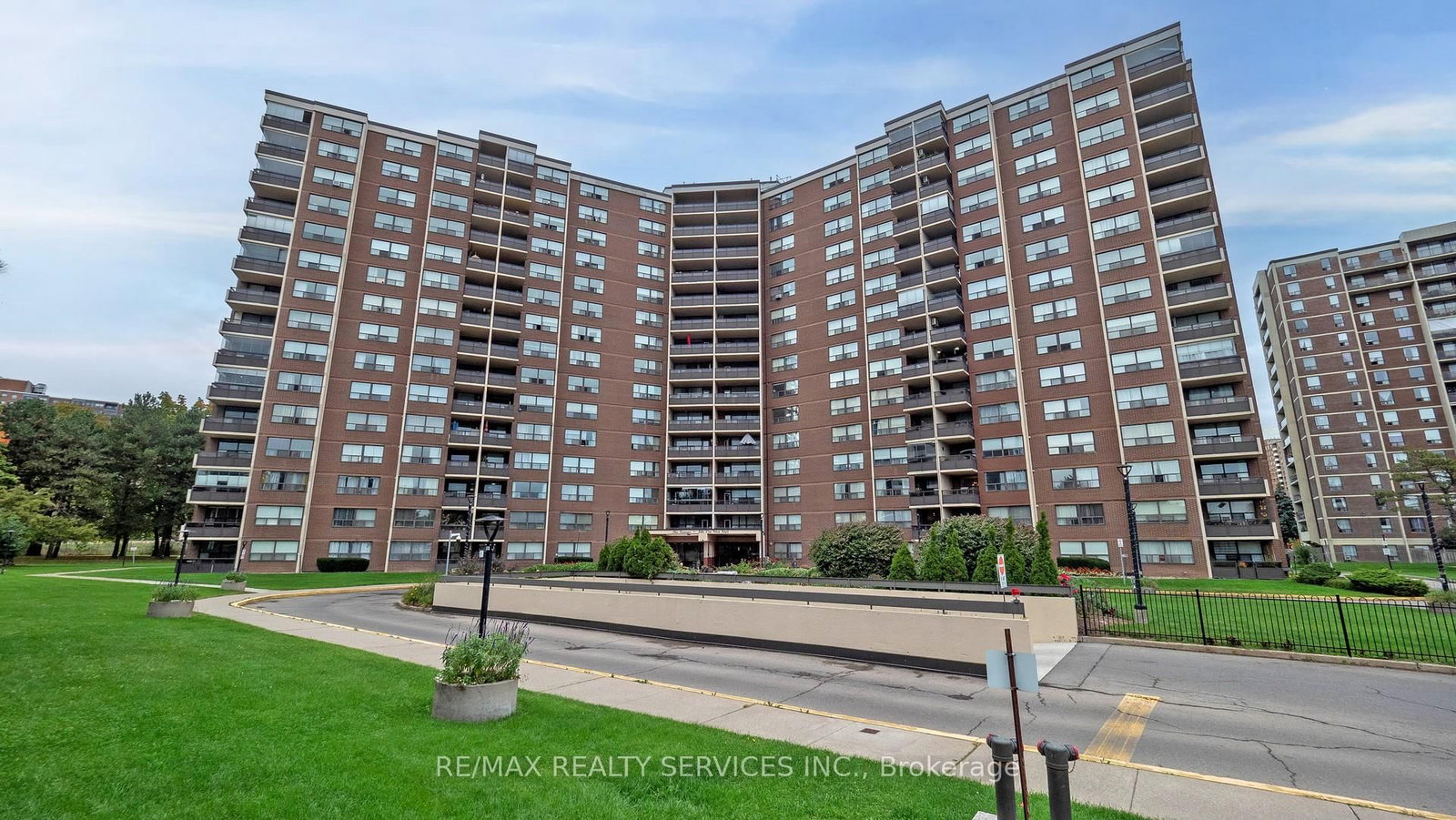 551 The West Mall • #1219 • Toronto, ON photo 50