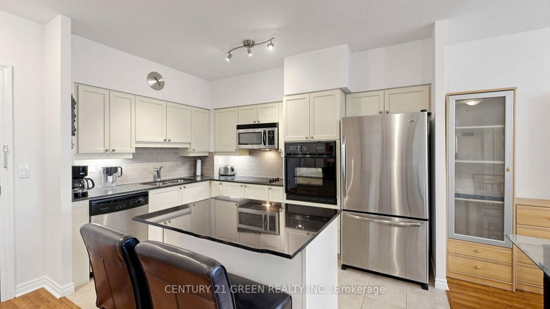 830 Scollard Mississauga,ON L5V 0A2 — Photo 10