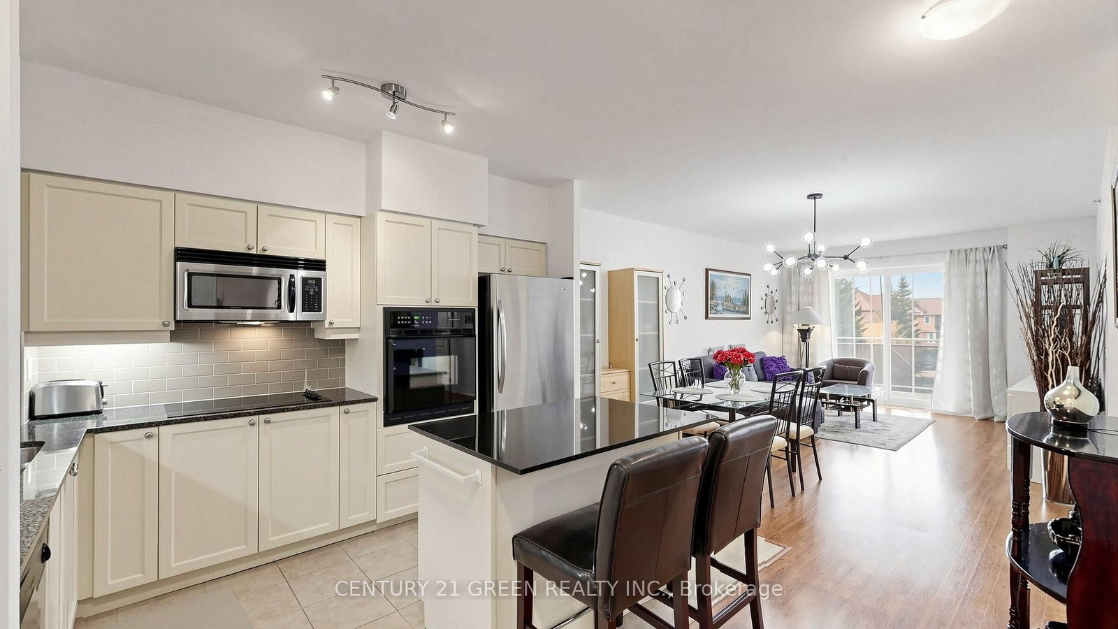 830 Scollard Court • #311 • Mississauga, ON photo 11