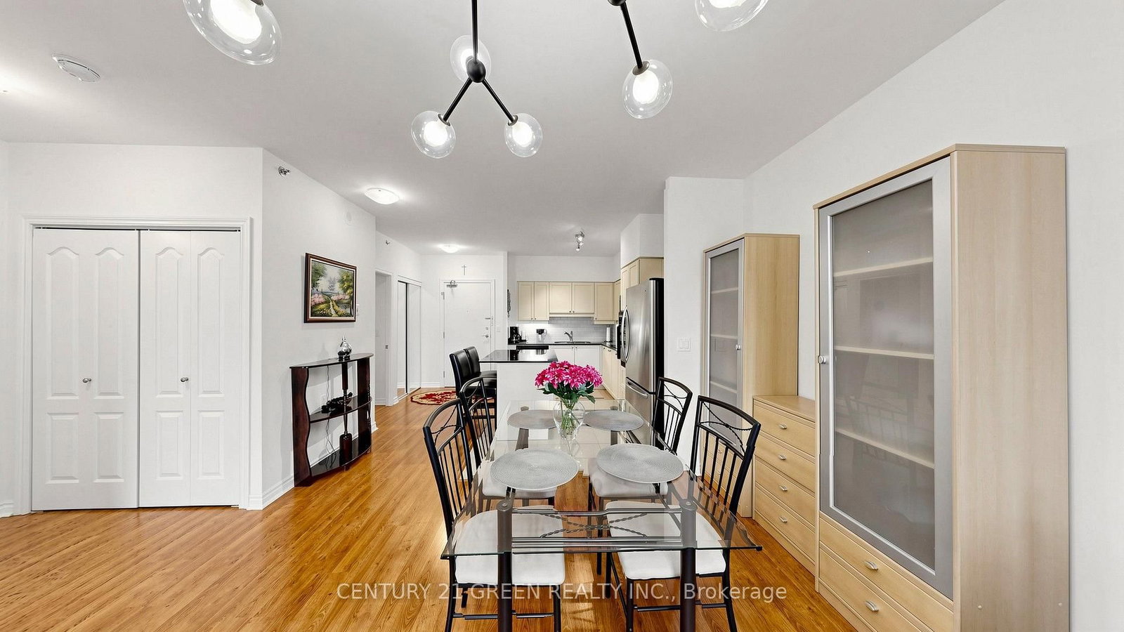 830 Scollard Court • #311 • Mississauga, ON photo 20