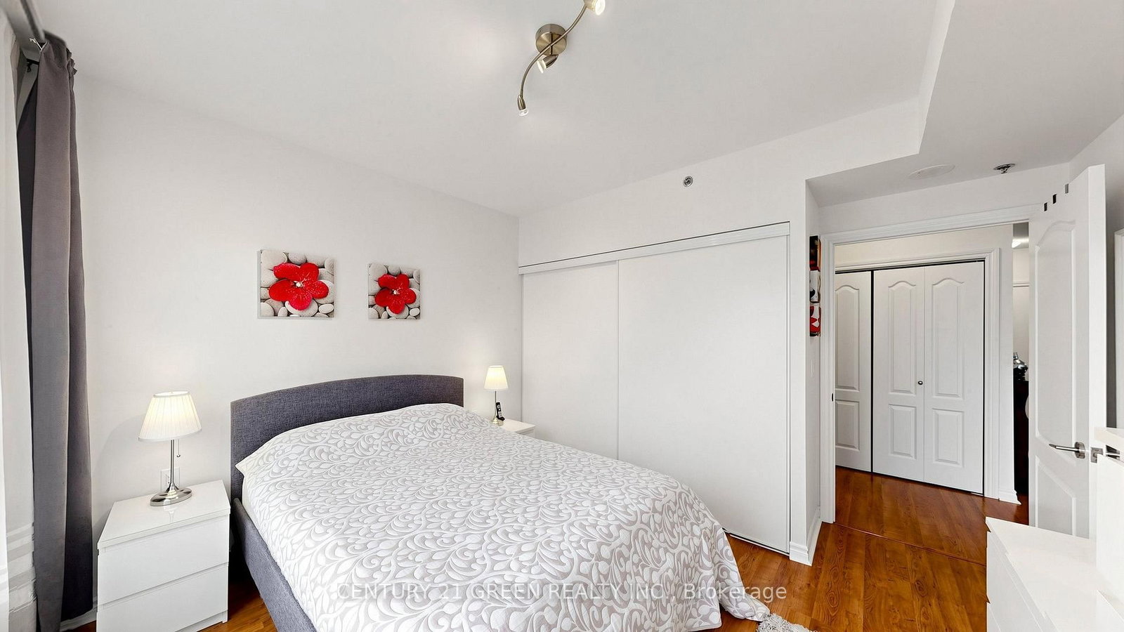 830 Scollard Court • #311 • Mississauga, ON photo 28