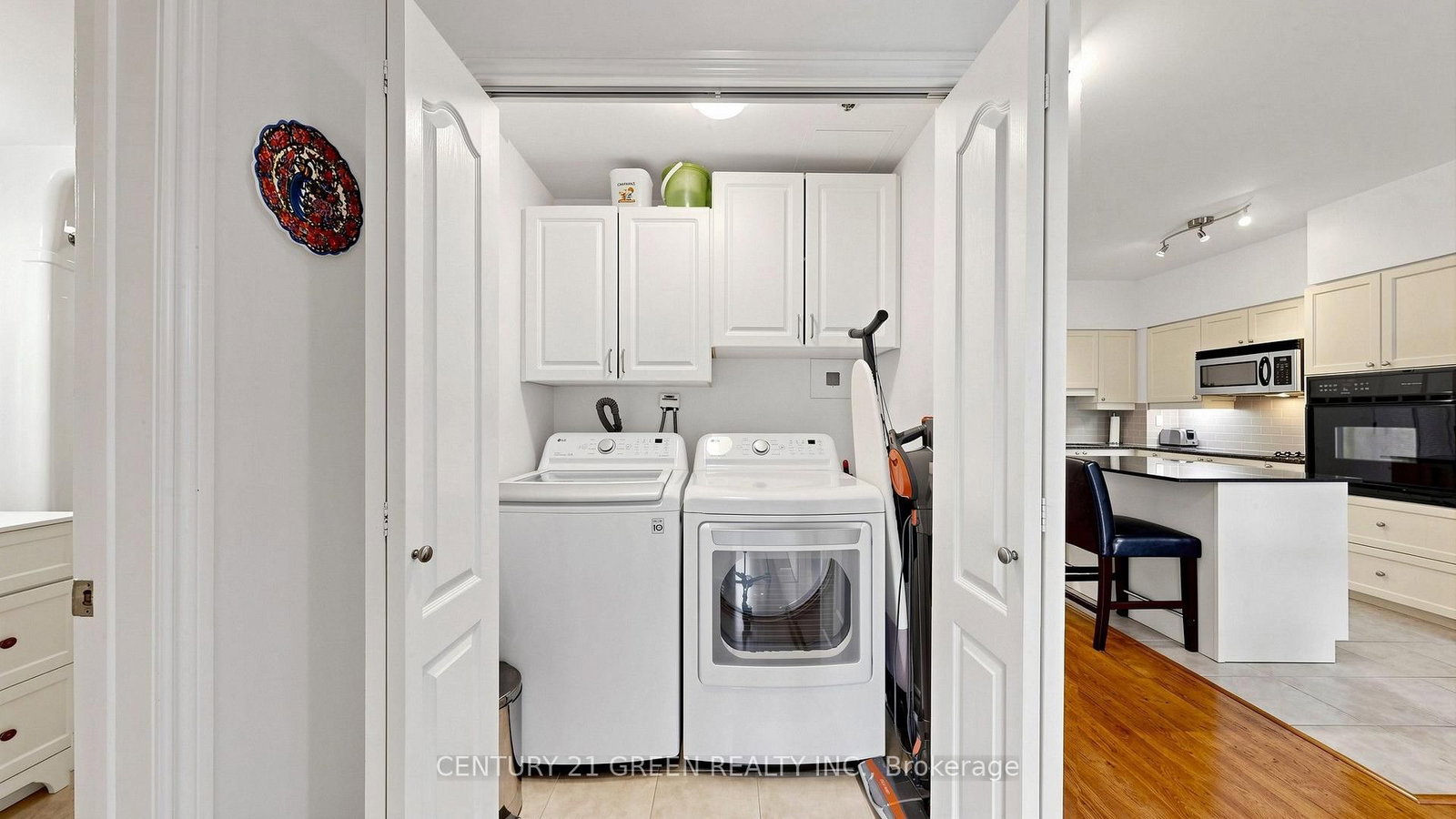 830 Scollard Court • #311 • Mississauga, ON photo 30