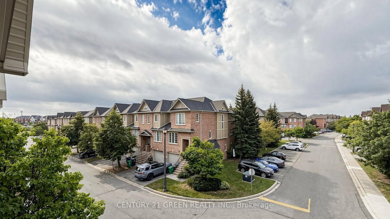 830 Scollard Mississauga,ON L5V 0A2 — Photo 38