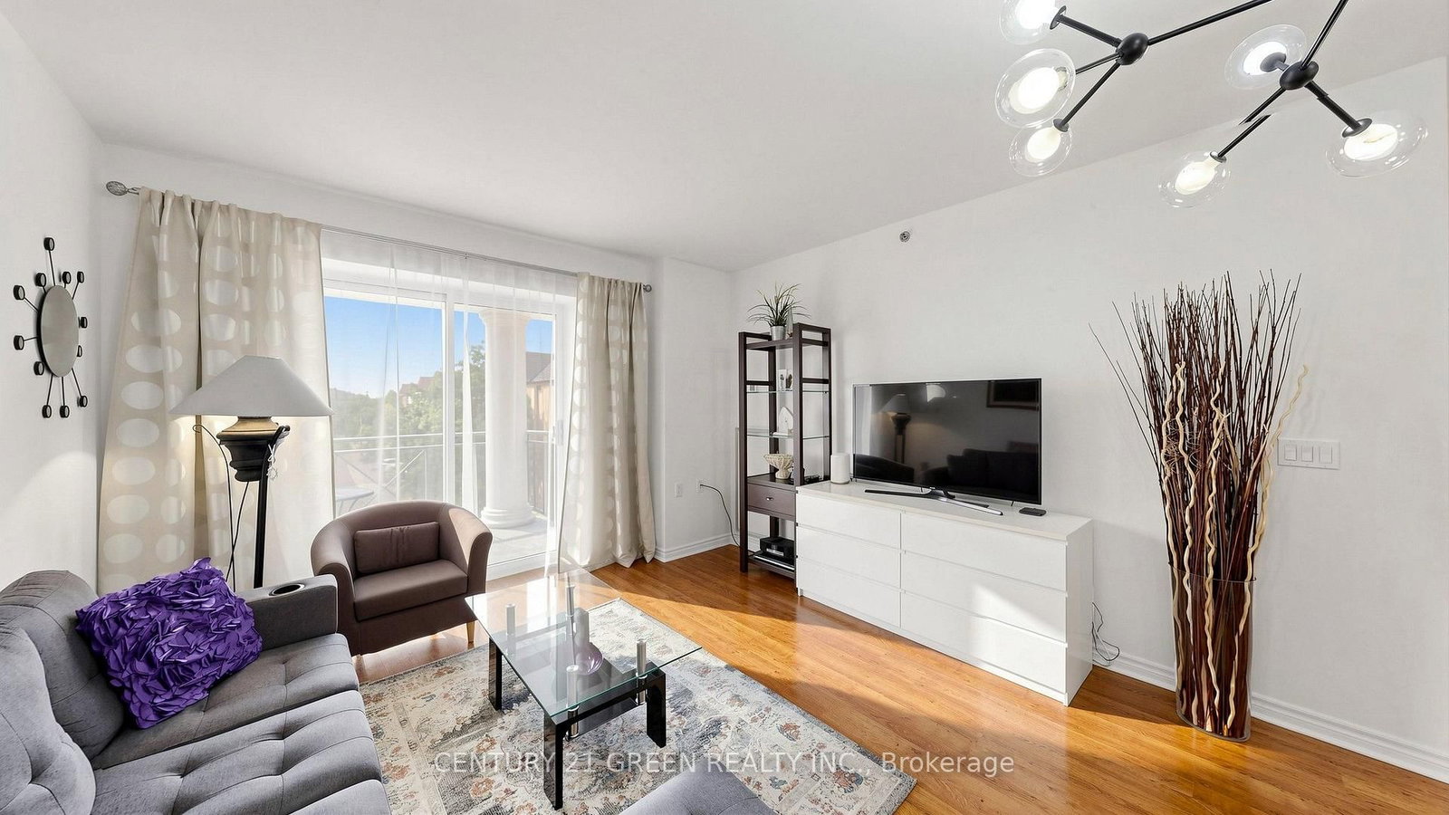 830 Scollard Court • #311 • Mississauga, ON photo 8