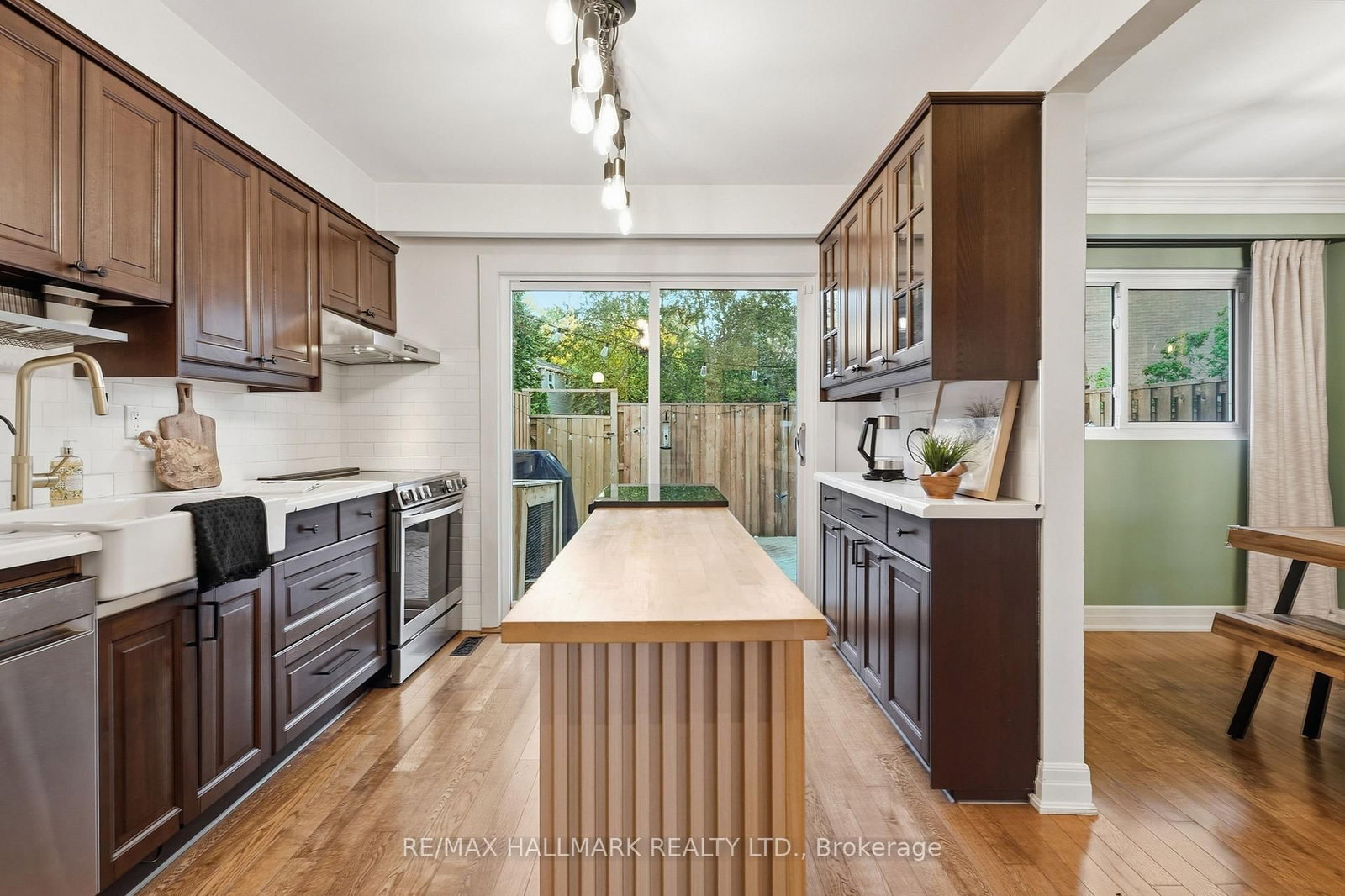 1050 Shawnmarr Road • #145 • Mississauga, ON photo 8