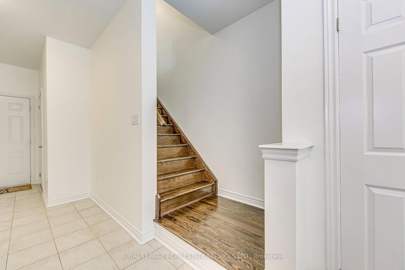 3072 Eberly Woods Oakville,ON L6M 0T5 — Photo 6