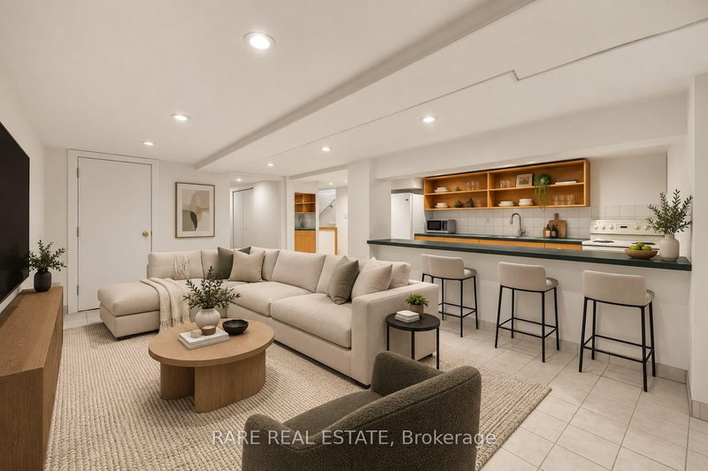 1 - 152 Sunnyside Avenue