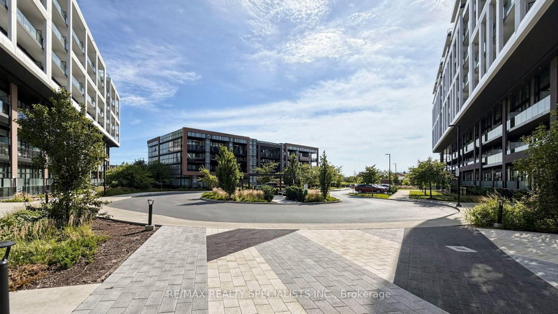 601 - 60 George Butchart Drive