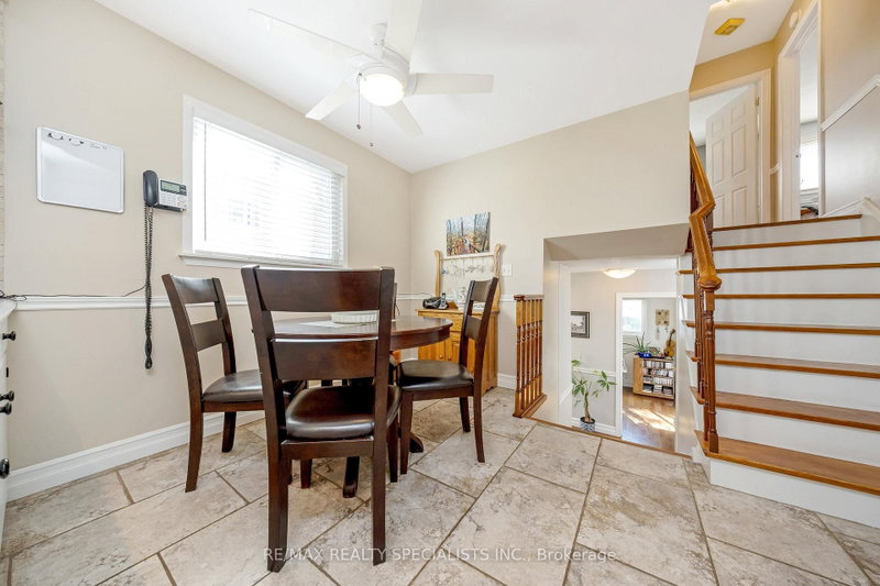 6356 Chaumont Mississauga,ON L5N 2M8 — Photo 12