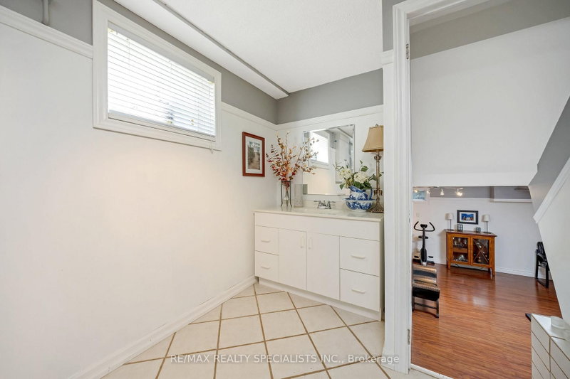 6356 Chaumont Mississauga,ON L5N 2M8 — Photo 22