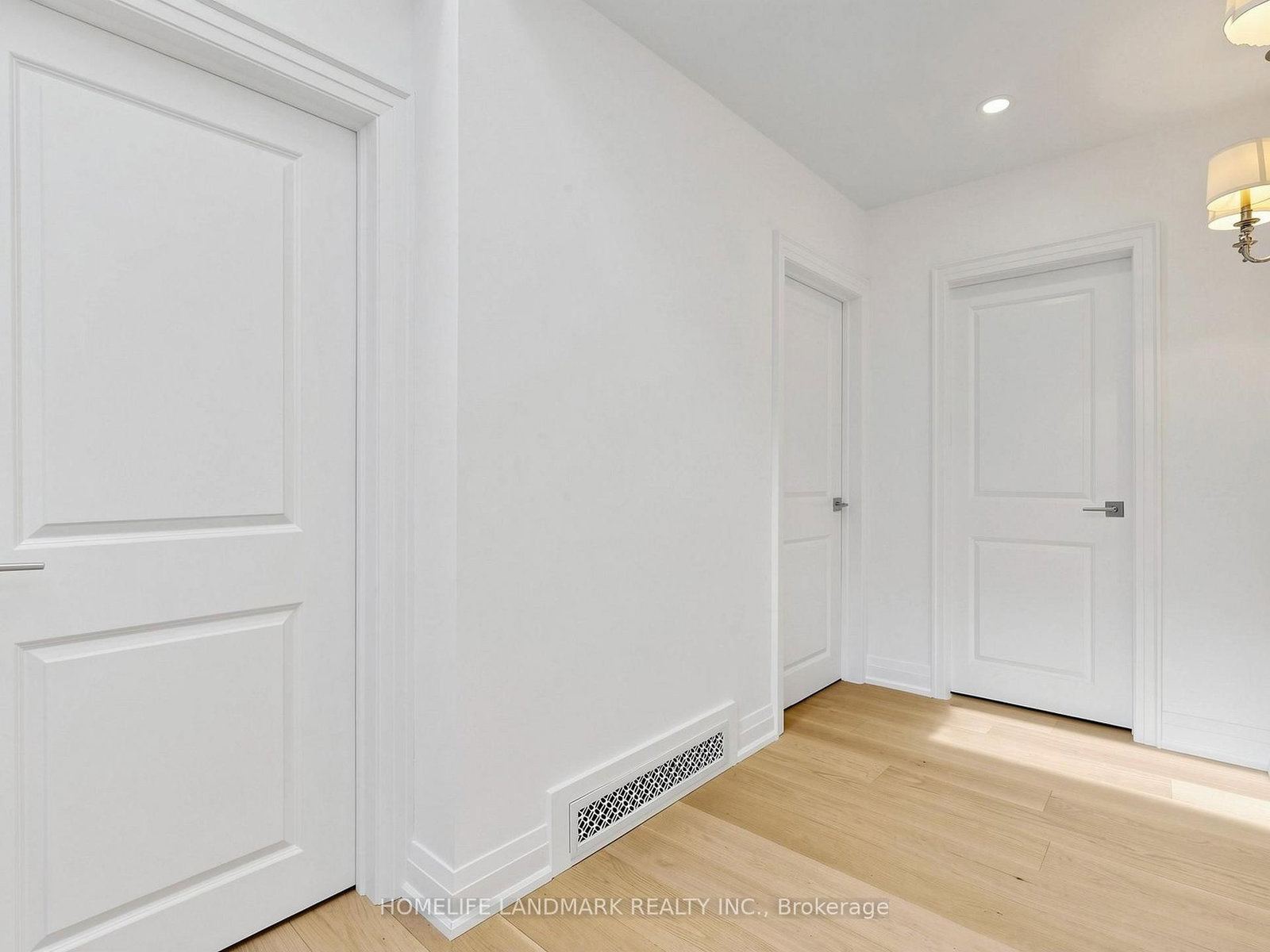 3275 Credit Heights Drive • Mississauga, ON photo 17