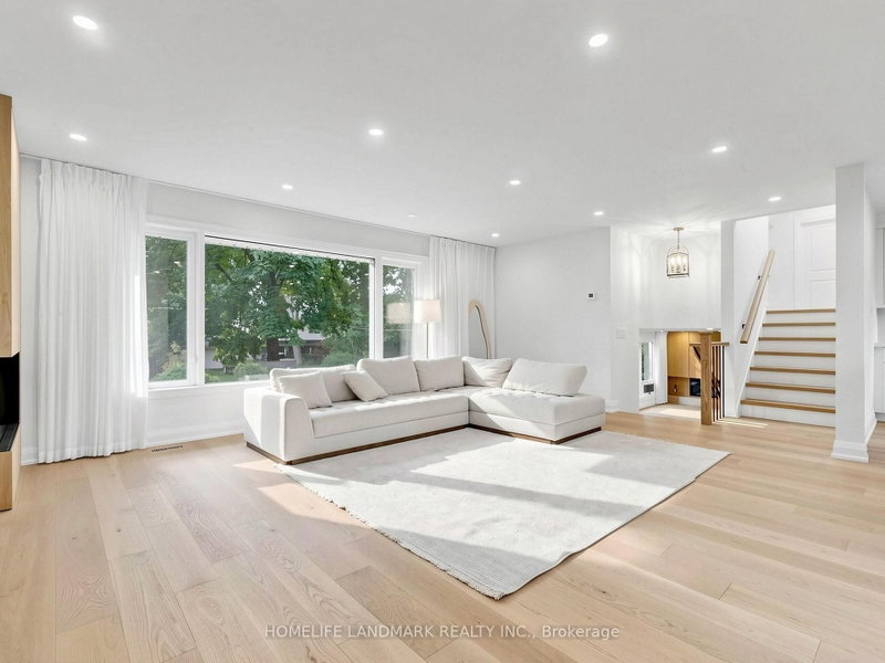 3275 Credit Heights Dr photo 4