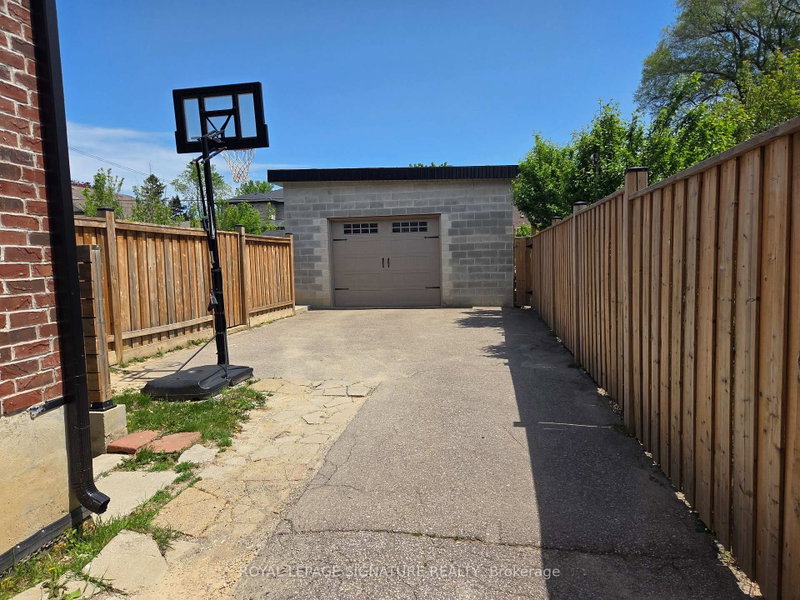 Lower - 33 Ingleside Drive