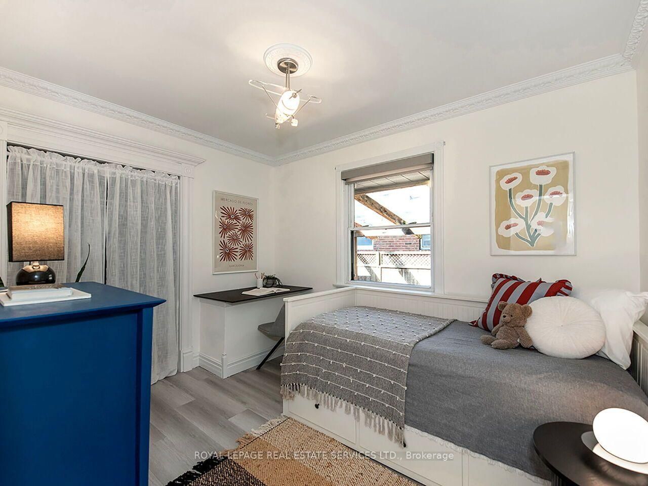 35 Fernalroy Boulevard • Toronto, ON photo 19